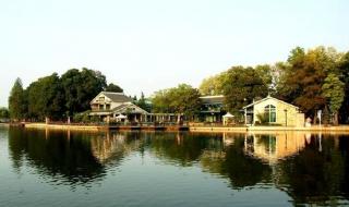 深圳东湖公园好玩吗